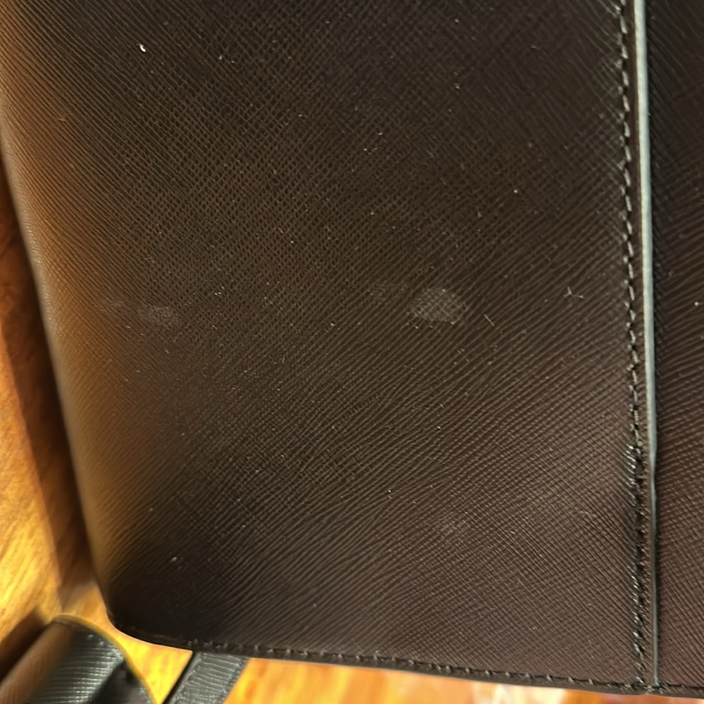 Kate Spade “Staci Saffiano Leather” Medium Black purse and wallet set - Picture 2 of 14